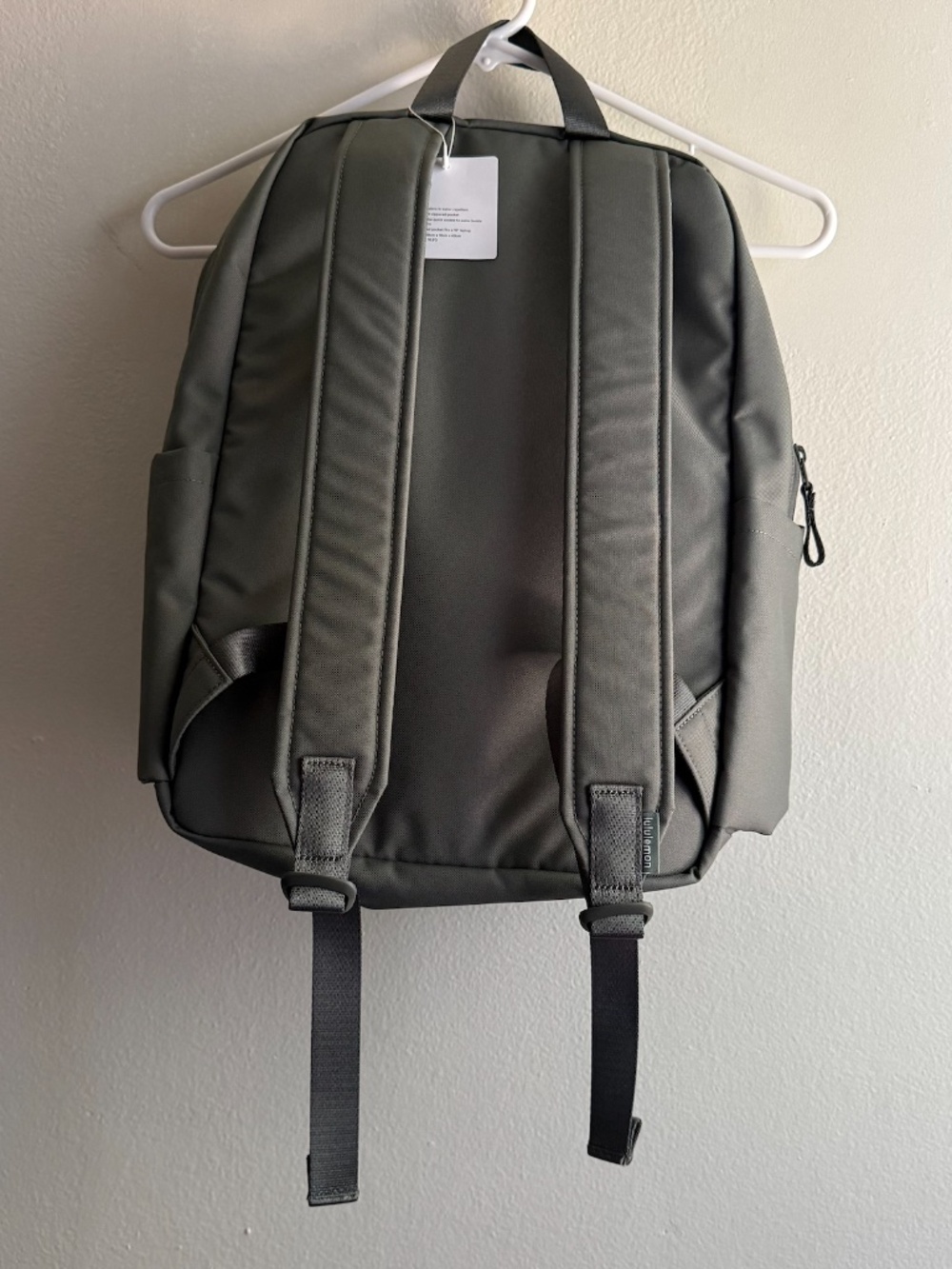 LULULEMON EVERYWHERE BACKPACK TECH CANVAS 22L NWT - Picture 4 of 4